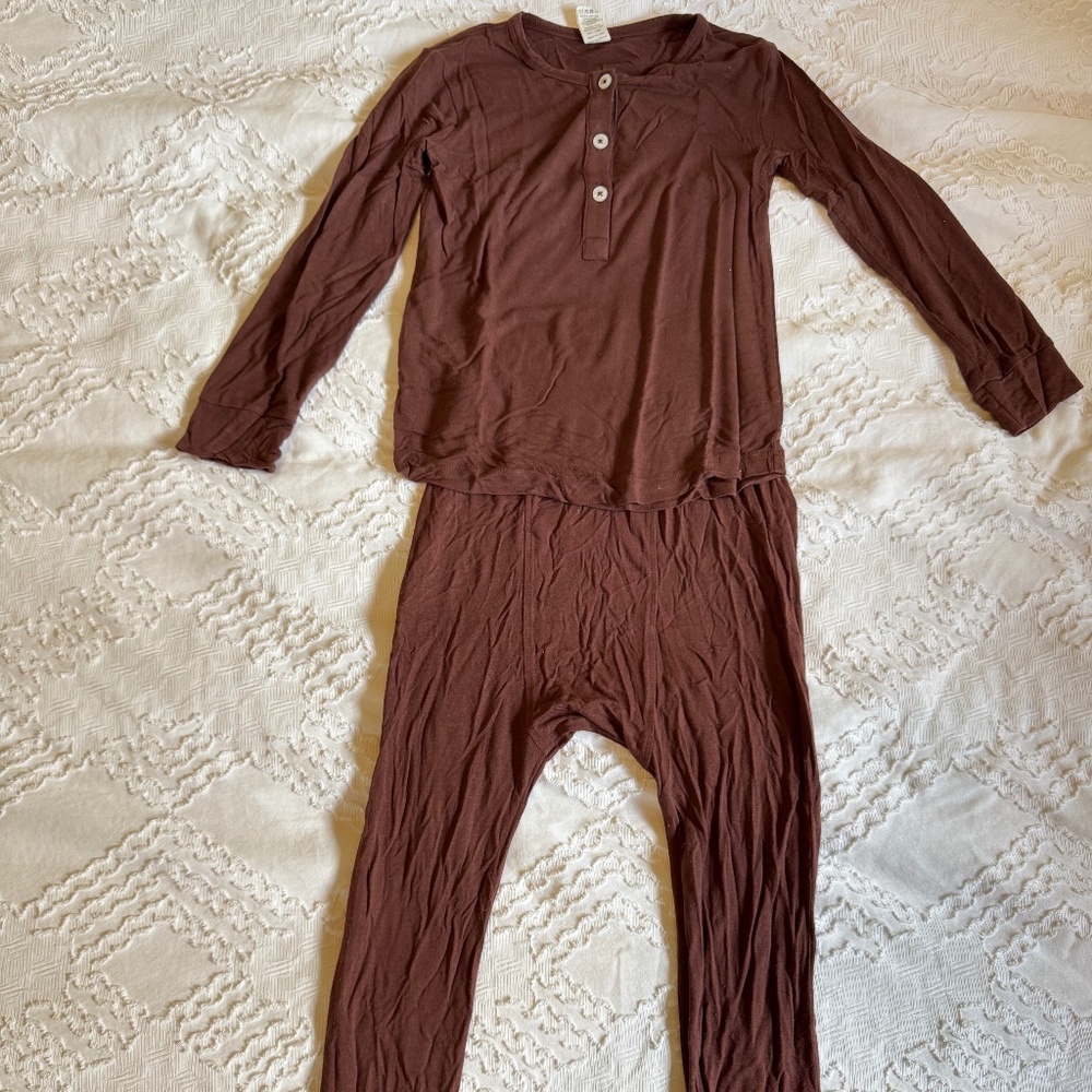 Brown Unisex Bamboo Pants & Long Sleeve Set by Kate Quinn size 5y